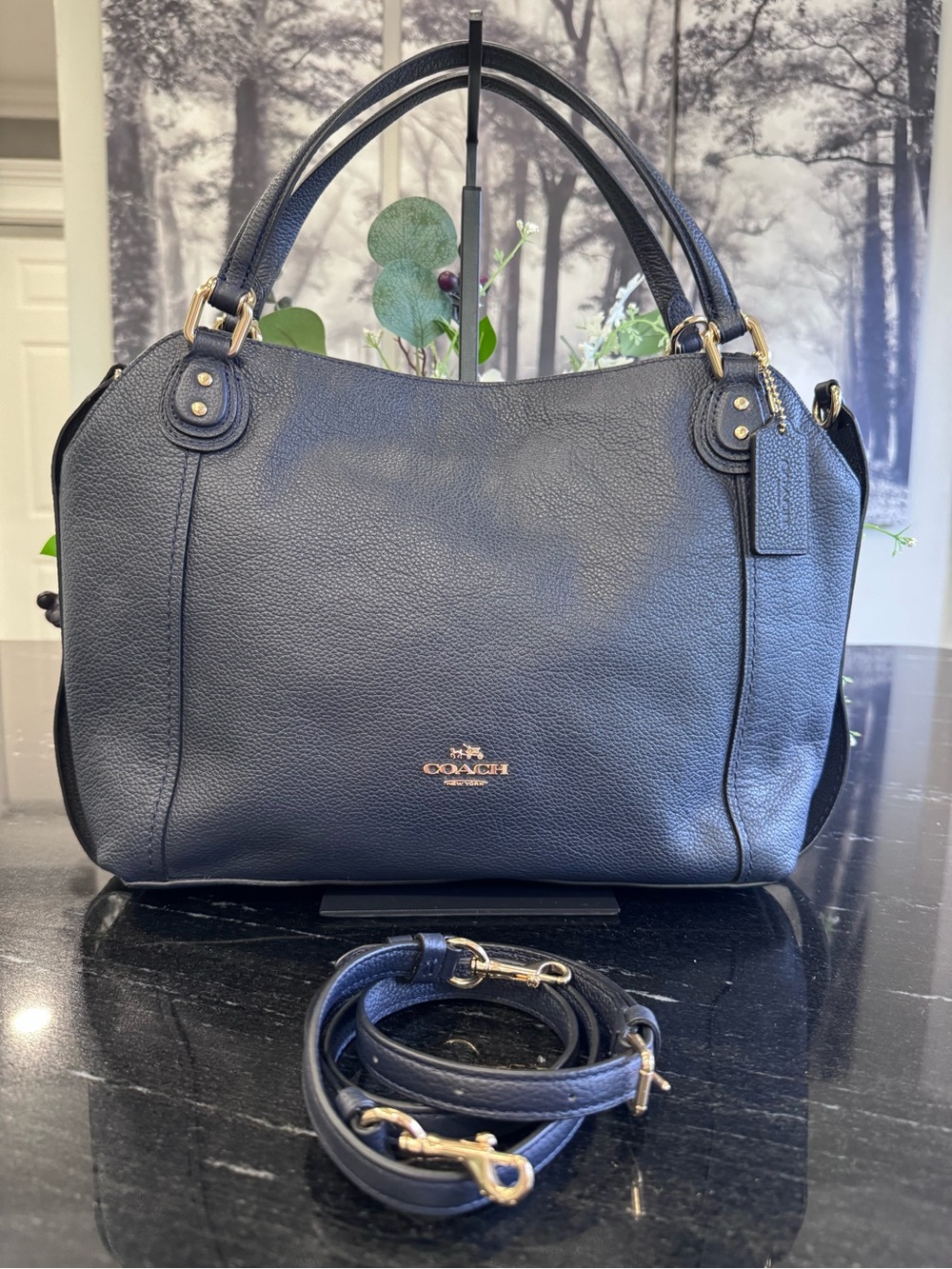 💙Coach Edie 31 Pebbled Leather Shoulder Bag Navy Blue Gold Hardware Crossbody - Picture 1 of 16
